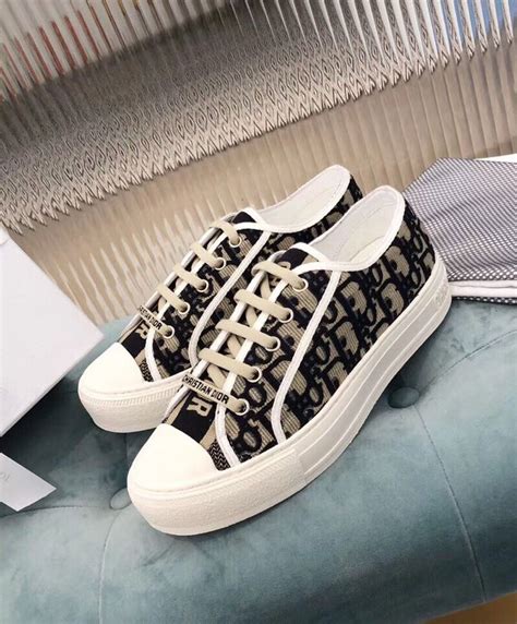 christian dior buty damskie|dior women's sneakers.